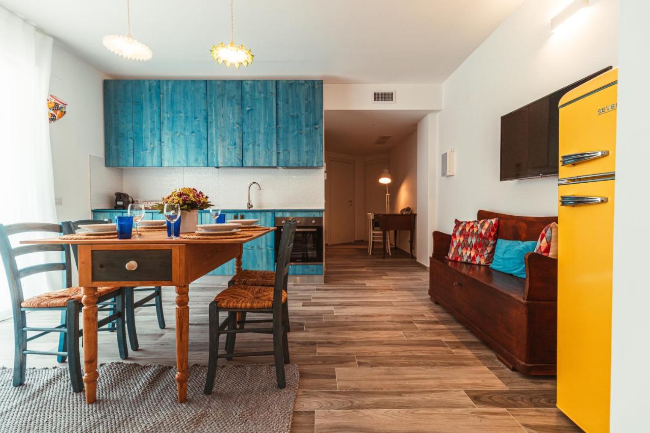 Da Riva Apartment Sea View - Housea Поліньяно-а-Маре Екстер'єр фото